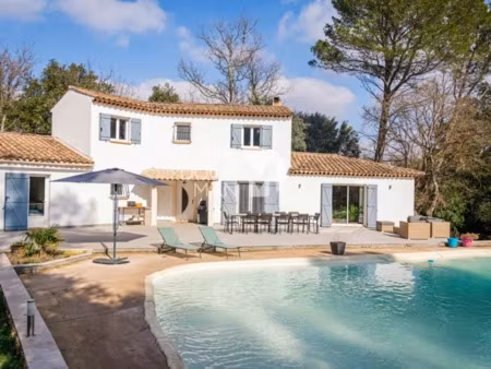 vente villa 6 pièces 167 m² à besse-sur-issole (83890)  590 000 €