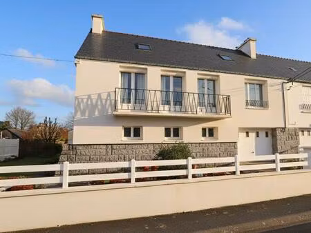 carhaix  maison proche centre ville