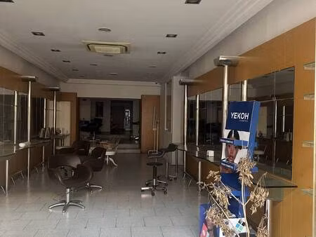 local commercial à louer