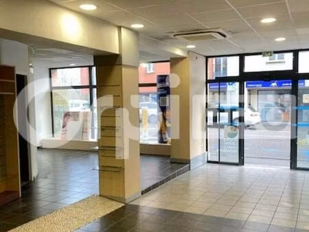 local commercial à louer