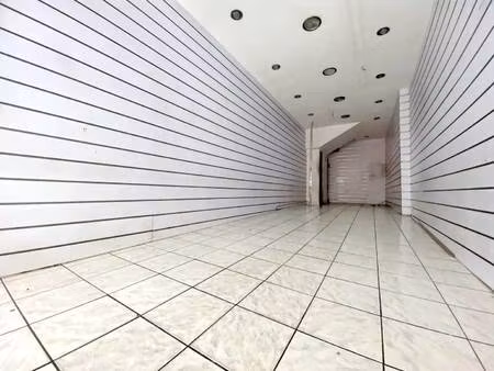 local commercial à louer