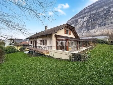 maison 8 pièces de 385m2 sur parcelle de 960m2