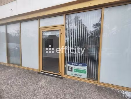 local commercial à vendre