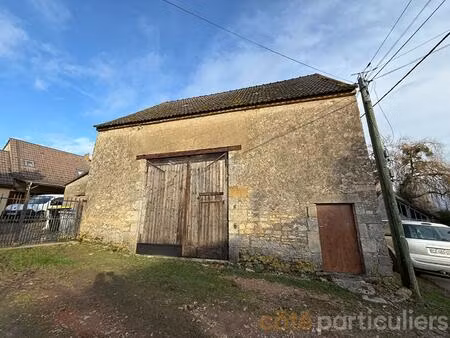 à vendre grange 75 m² à rouzaire  proche saint-amand-montrond