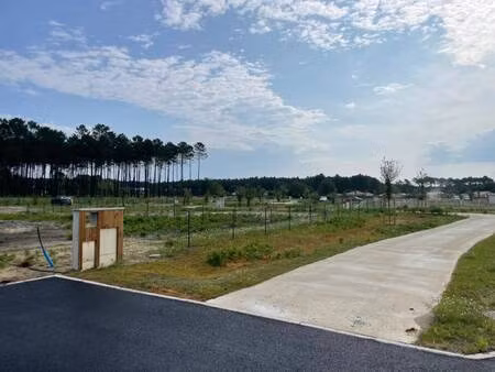 terrain constructible viabilisé à vendre