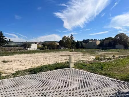 terrain constructible viabilisé à vendre