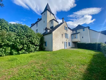 vente appartement 4 pièces 137 m² à oloron-sainte-marie (64400)  160 500 €