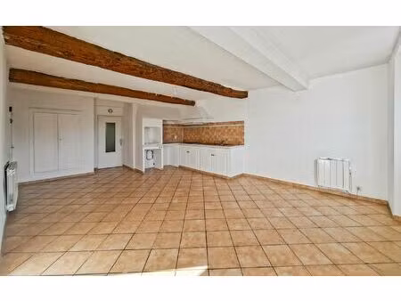 location appartement  60 m² t-3 à sisteron  610 €