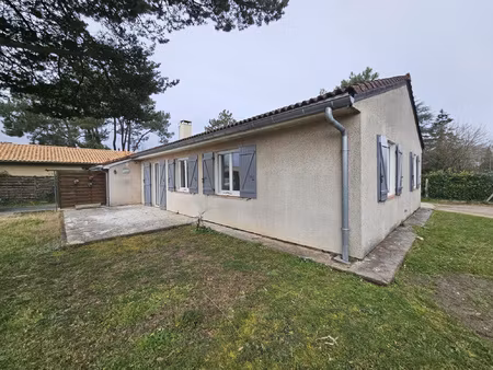 cadaujac - rue des graves - très jolie maison avec jardin -