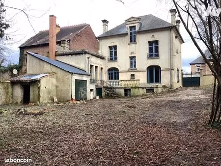 maison 8 pièces 180 m²