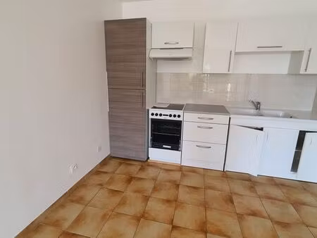 appt plain pied de 40m2 proche du centre ville