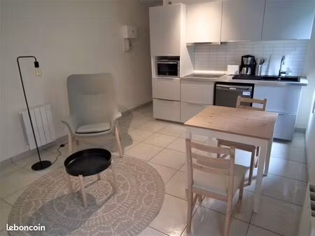 location studio meublé 24 m² margny-les-compiègne  proche gare