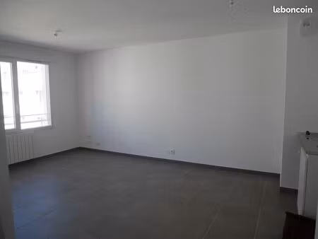 location studio république