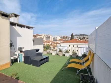 cannes - direct proprietaire - studio dernier étage avec terrasse et toit-terrasse sans vi