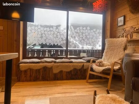 2/3 pièces de charme plein centre d’auron