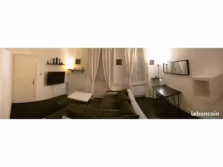 charmant petit appartement meuble avec cuisine equipee