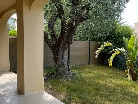 2 pièces rénové avec son jardin de 110m2