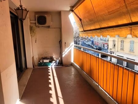 grand 3 pièces de 75m² nice république