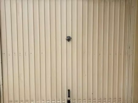 garage 12 m2 avec mezzanine