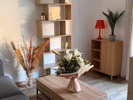 studio avec terrasse