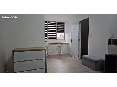 studio 23m² - quartier saint-honore - meuble