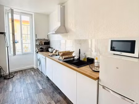 élégant appartement de 35 m2 au calme absolu – hyper centre