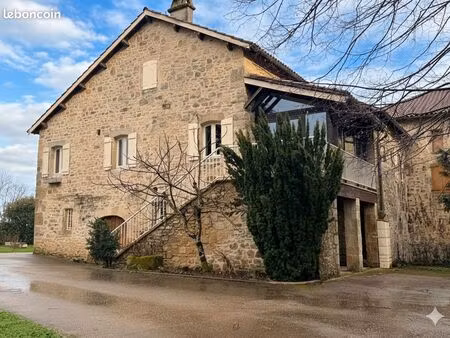 maison 7 pièces 200 m²