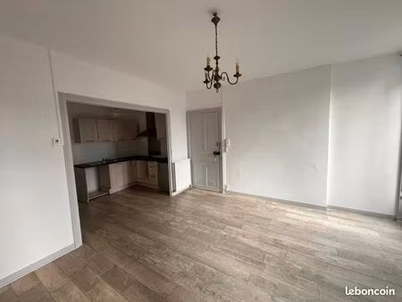 t3 lumineux plein centre ville