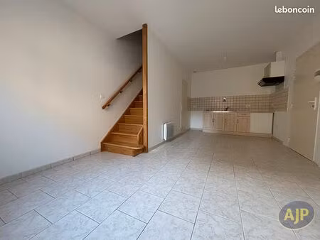 triplex 4 pièces 75 m²