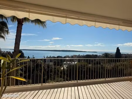 2 pièces neuf vue mer féerique