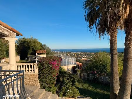 f5 vue mer panoramique  piscine  garage