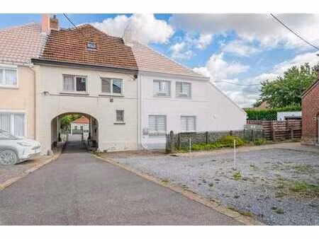 maison avec 3 chambres à lembeek