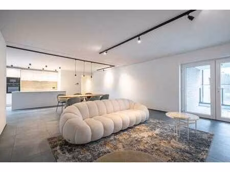 superbe appartement neuf 2 chambres  terrasse  cave et deux