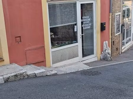 location commerce villefranche