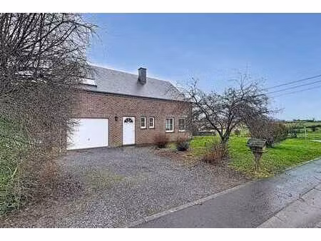 charmante villa 4 façades sise à haut-fays