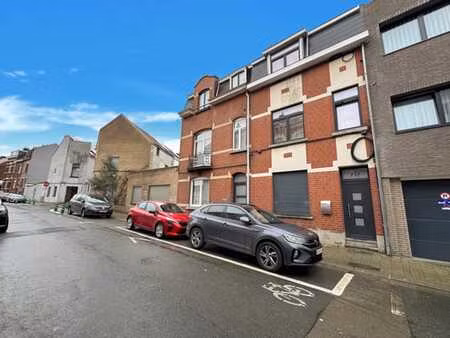 maison avec 3 appartements