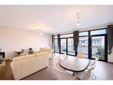 appartement 2 chambres lumineux avec terrasse à erpent