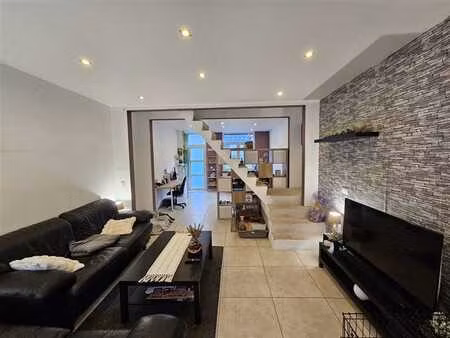 maison 3 chambres -jardin- garage-peb d