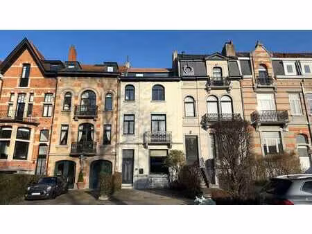 parmentier - magnifique maison +/- 318m2 avec jardin !