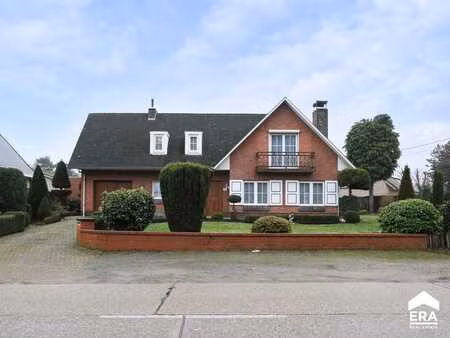 grande maison familiale avec garage à lummen