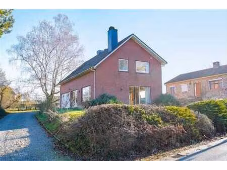 maison 4 chambres idéalement située à strivay