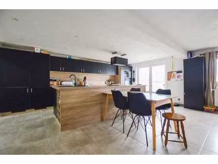 delfimmo -superbe maison 4 facades rénovée- jardin - carport