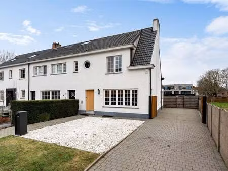 maison à louer à 's gravenwezel € 1.675 (ll1og) - verlat immobiliën | zimmo