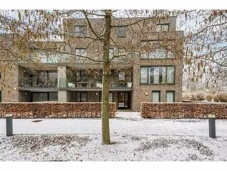 appartement spacieux de 3 chambres avec terrasse