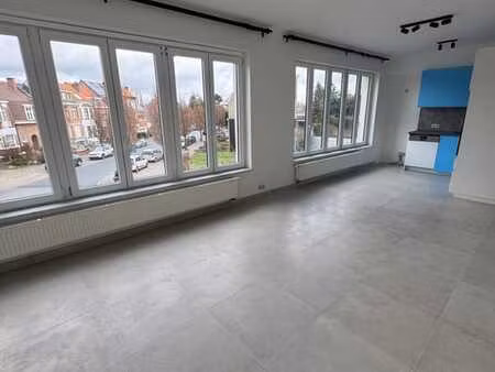 appartement 2 chambres - lumineux - terrasse