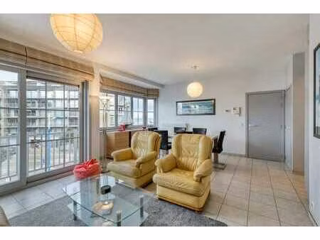 appartement charmant avec 2 chambres et vue latérale sur ...