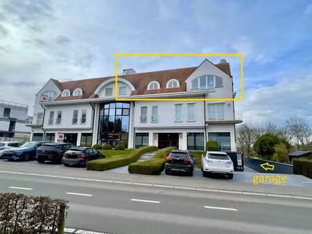 magnifique penthouse (297 m²) en plein nature + garage