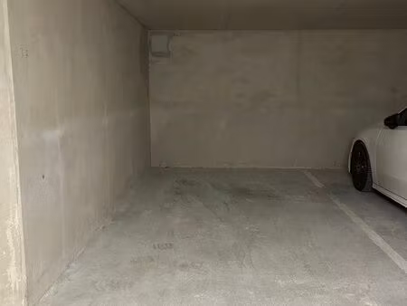 loue place de parking