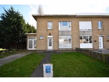 charmante te renoveren woning in vleteren