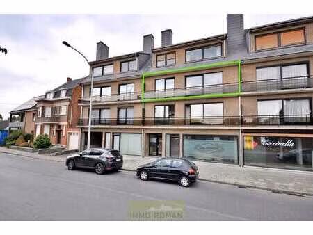 goed onderhouden appartement te kluisbergen!